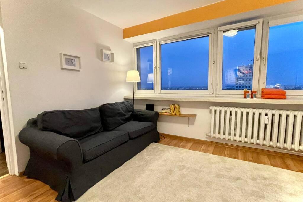 Orange Metro Fast Wifi 1Gbs Big Tv Hbo Appletv Apartment Varşovia Exterior foto