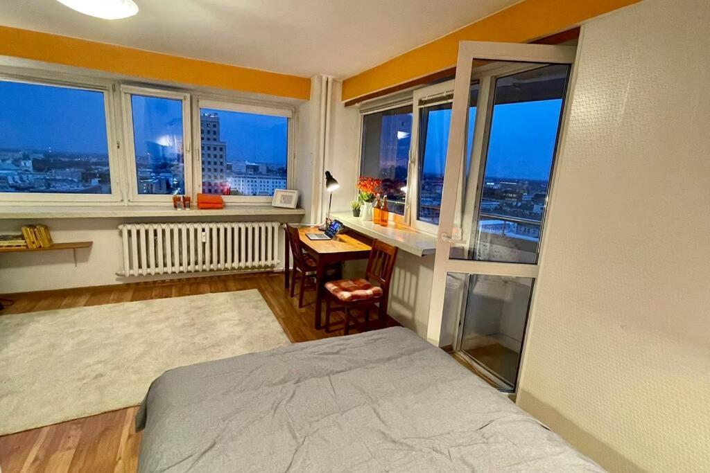Orange Metro Fast Wifi 1Gbs Big Tv Hbo Appletv Apartment Varşovia Exterior foto