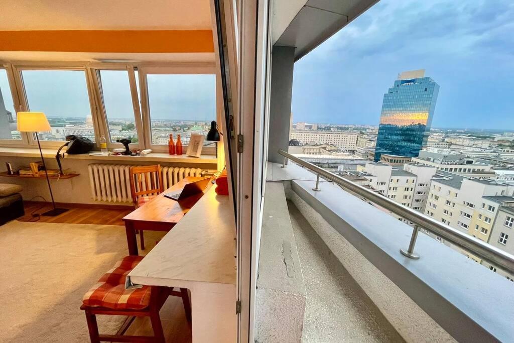 Orange Metro Fast Wifi 1Gbs Big Tv Hbo Appletv Apartment Varşovia Exterior foto
