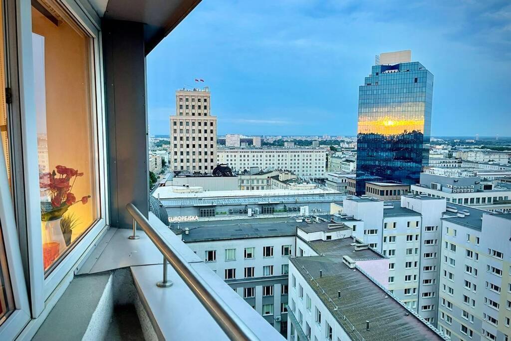 Orange Metro Fast Wifi 1Gbs Big Tv Hbo Appletv Apartment Varşovia Exterior foto